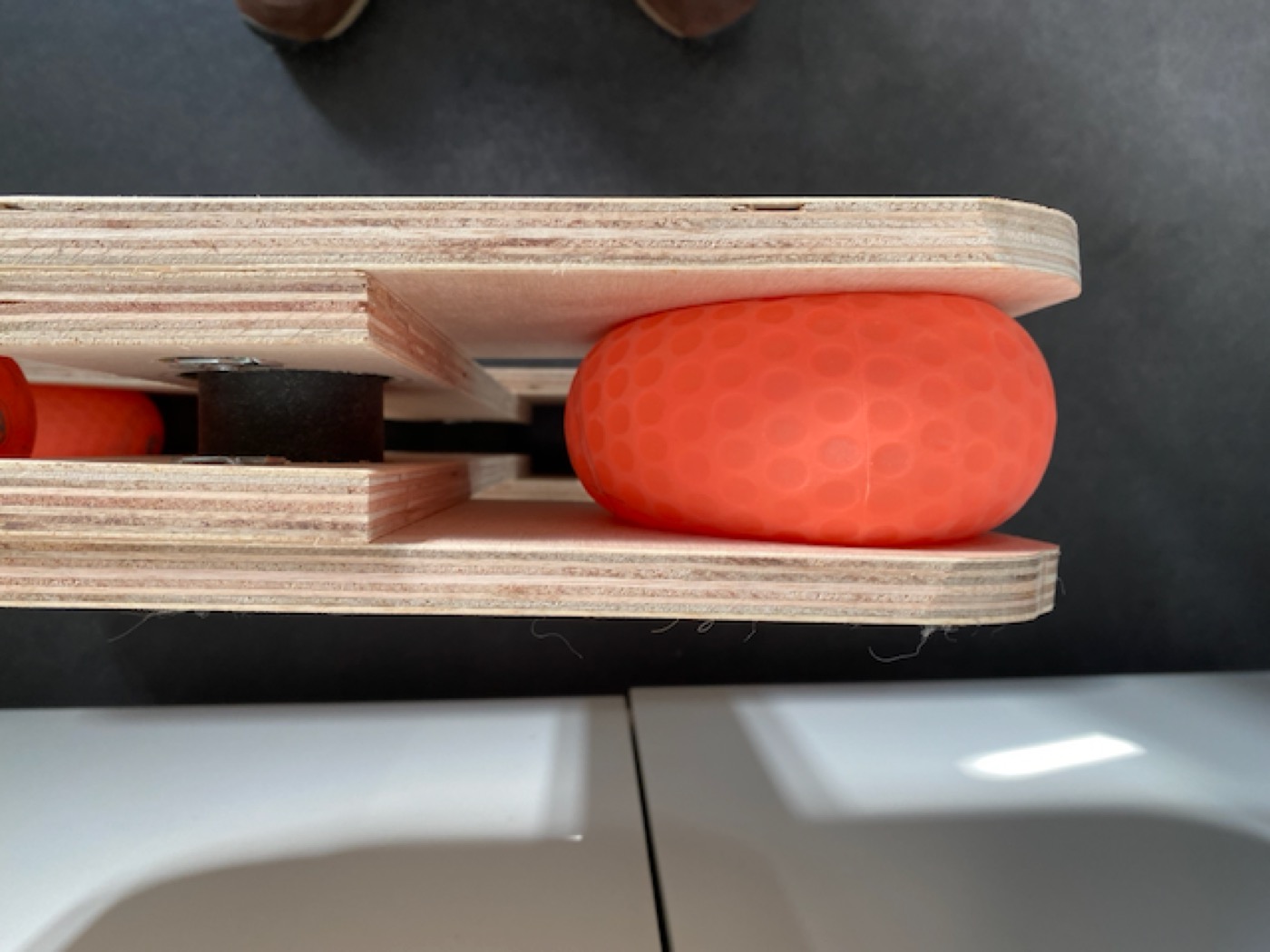 Orange damper detail